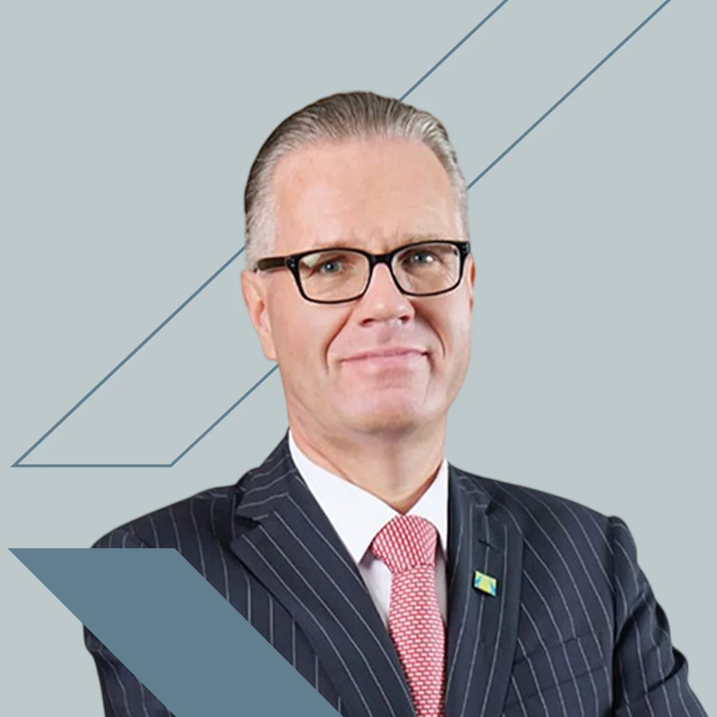 Dr. Bernd van Linder
